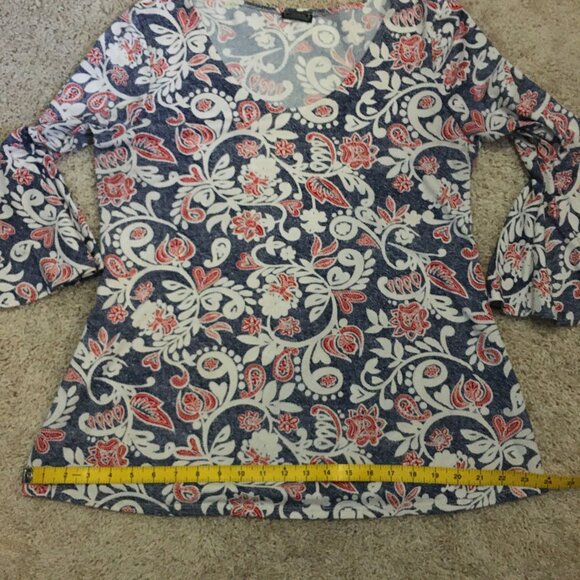 Clientele Bell Sleeve Paisley Denim & Lace Print Top - Picture 13 of 15
